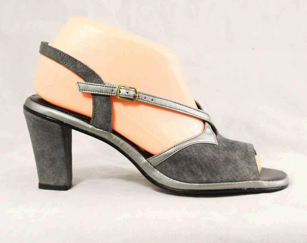Size 8 Sandals - Gray Suede 1970s Shoes with Silver Trim - Grey 70s Heels - Open Toe Pumps - Hush Puppies - 8 N Narrow - NOS Deadstock