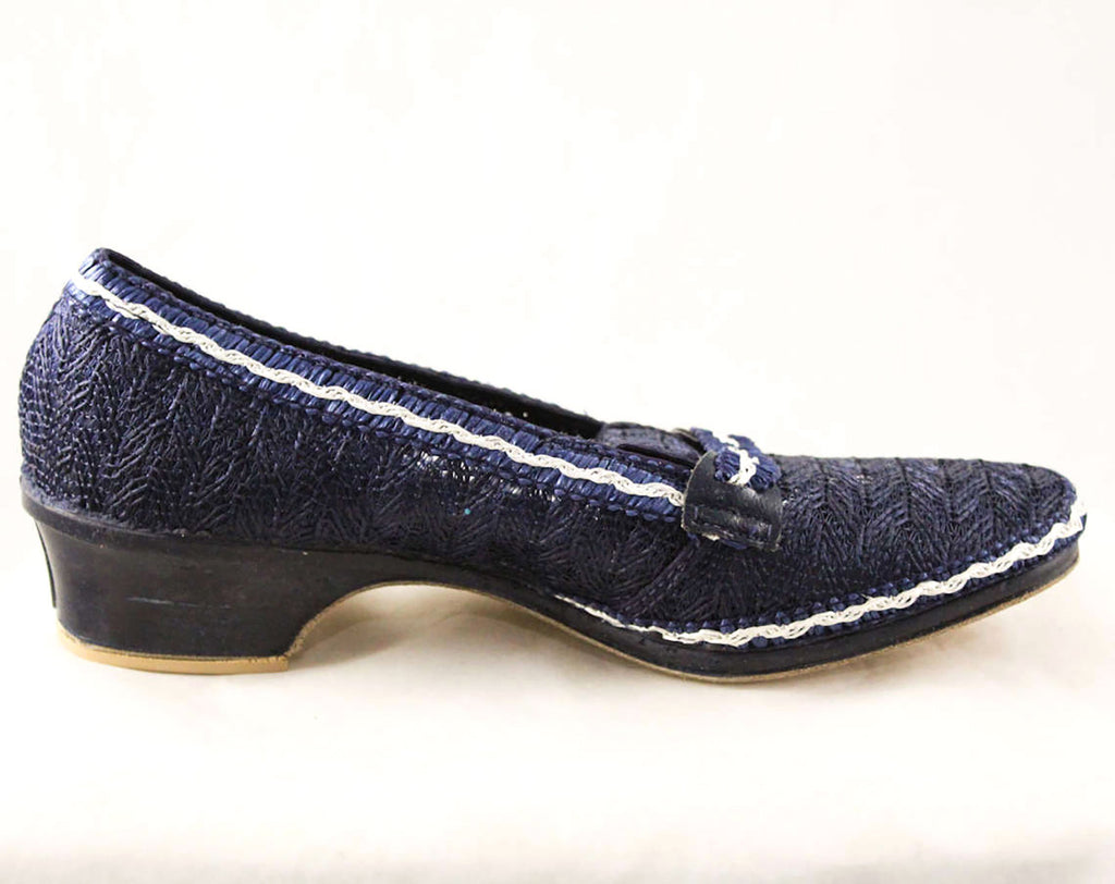 Size 5.5 See Through Navy Shoes - Unworn 1960s Casual Loafers - Dark Blue Zig-Zag Ventilated Mesh - Kitsch Preppy 60s Deadstock - 5 1/2 M