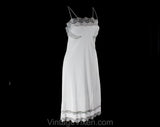 Size 6 White Nightgown - Pretty 1960s Empire Nightie with Crescent Lace Bust - Boudoir Trosseau - Munsingwear Lingerie - Bust 34.5 - 50728