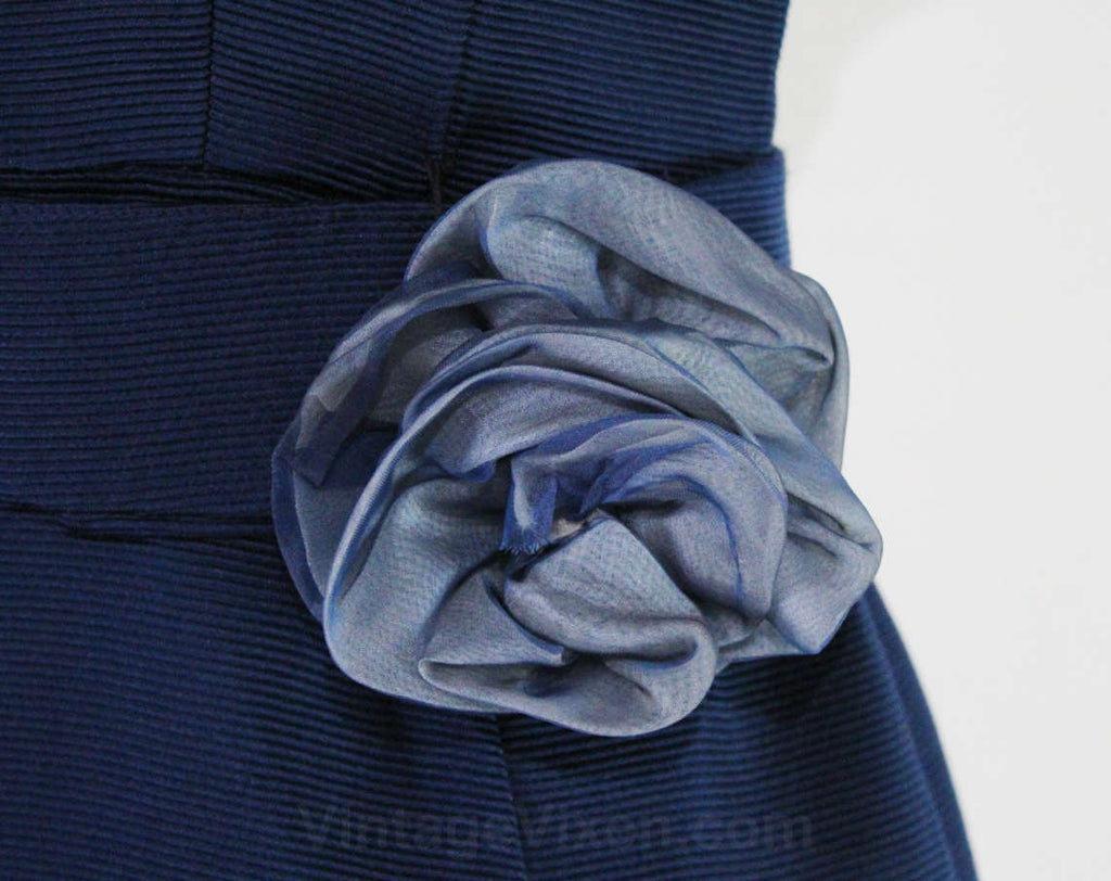 Size 8 Evening Dress - Navy Blue Silk Formal Gown - Picturesque 1960s Vintage Vixen Clothing Size 8 Evening Dress - Navy Blue Silk Formal Gown - Picturesque 1960s Vintage Vixen Clothing