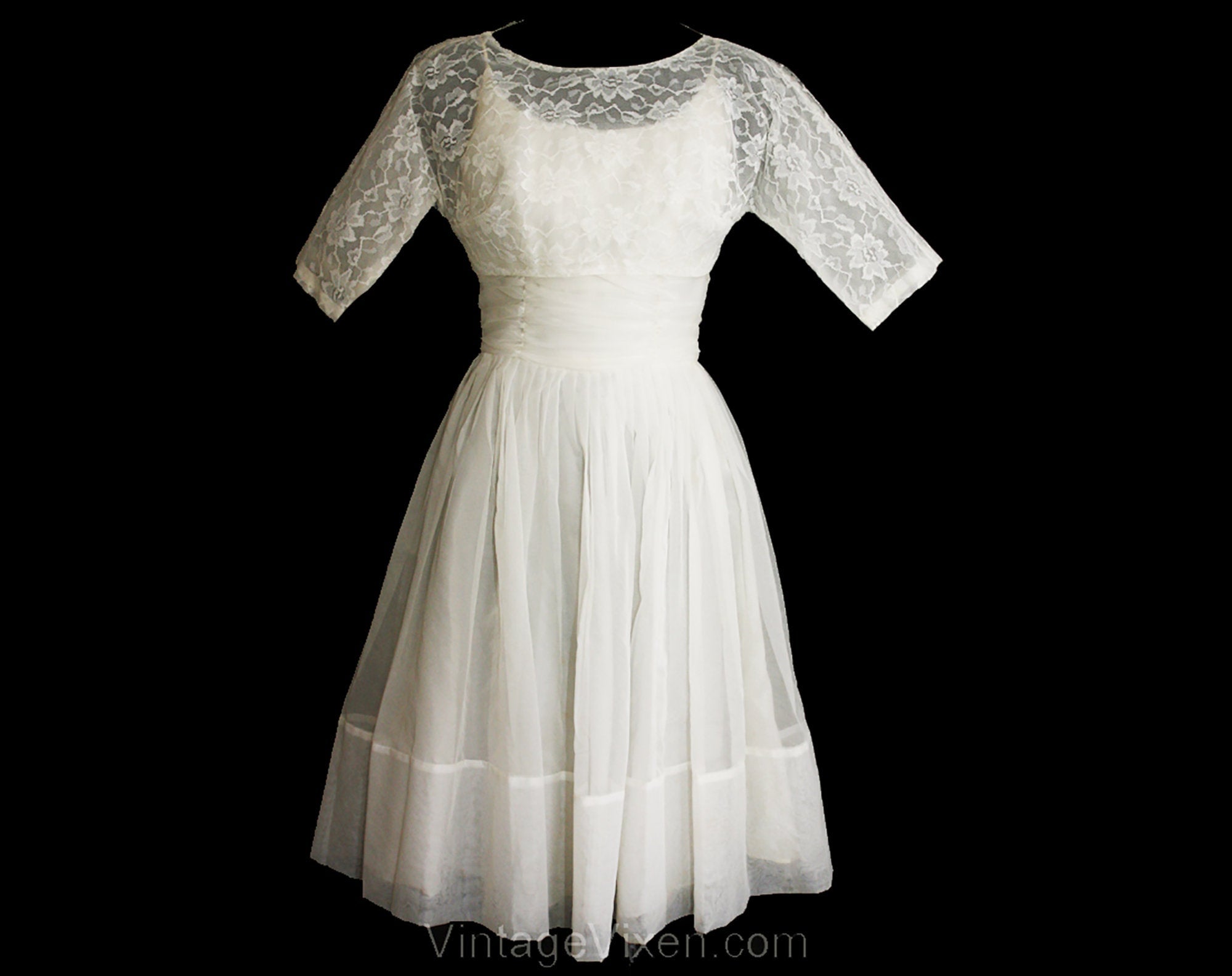 Size 4 White 1950s Party Dress & Sheer Lace Jacket - 50s 60s Cocktail Vintage Vixen Clothing Size 4 White 1950s Party Dress & Sheer Lace Jacket - 50s 60s Cocktail Vintage Vixen Clothing