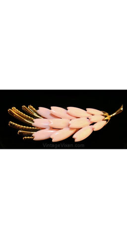 Vintage 50s Pink Plastic Floral Spray Pin - Spring 1950s Pink & Gold Brooch - Stylized Flowers Feathers - Kitsch - Thermoset - 33940-1