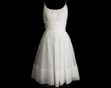 Size 4 White 1950s Party Dress & Sheer Lace Jacket - 50s 60s Cocktail - Fit and Flare Full Skirt - Alt Wedding Pretty Debutante - Waist 25