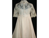 Size 4 Wedding Dress - Exquisite 1960s Chantilly Lace Bridal Gown with Detachable Train - Small 60s Wedding Deadstock - Bust 33 - 32762-1