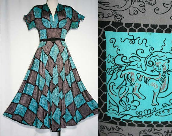 Size 4 Wonderful 1940s Turquoise Jungle Print Rayon Dress - Novelty Print - Blue & Gray 40s Swing Cocktail - Full Skirt - Waist 25 - 40839