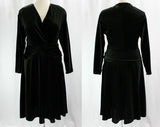 Size 10 Black 40s Style Dress - Made In Early 1990s - Silky Black Velour Knit - Knotted Waist - Medium - Decollete - Bust 36 - 42111