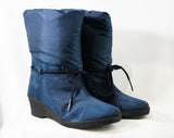 Size 6 Apres Ski Boots - Shimmery Sapphire Blue Canvas - Faux Fur Lining - Wedge Sole - Ankle Tie - Fall - Winter - 80s Deadstock - 43222-2