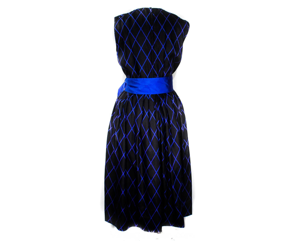 silk dress size 14 SILKY DRESS TSH 140,000 SIZE 18-20SOLD OUT NZURI SANA
