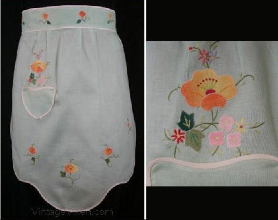Artisan 1940s Mint Green Linen Apron with Hand Embroidery - 40s Half Apron - Pastel - Hand Stitched - Small Size - Cottage Chic - 30376-1