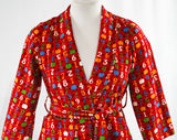 Petite Novelty Print Red Corduroy Robe - 1950s Wrap Front - Late 50s 60s Lounge Wear - Mathematics Numbers Apples - Teacher's Pet - Bust 35