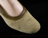 Size 8.5 Brown Shoes - Unworn Elegant Mod 1960s Suede Pumps - 8 1/2 B - Tan Taupe & Caramel Chic Curves - Sophisticated NOS 60s Deadstock