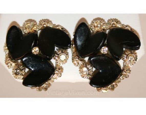 Cute 1950s Black Hearts Thermoset Earrings - 50s Plastic - Darling Round Clip Earrings - Rockabilly Sweet 50's - BSK - Clip On - 32204-1
