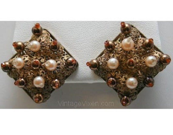 Ornate 1950s Square Filigree Clip Earrings - Fall - Goldtone - Gold Color Metal - Dimensional - Lacy Metalwork - Brown - Brass - 32943
