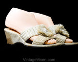 Size 8 Tiki 1950s Sandals - Off White Faux Straw & Braid Summer Shoes - 50s Resort Chic Peep Toes with Wedge Heels - Ceramic Flowers