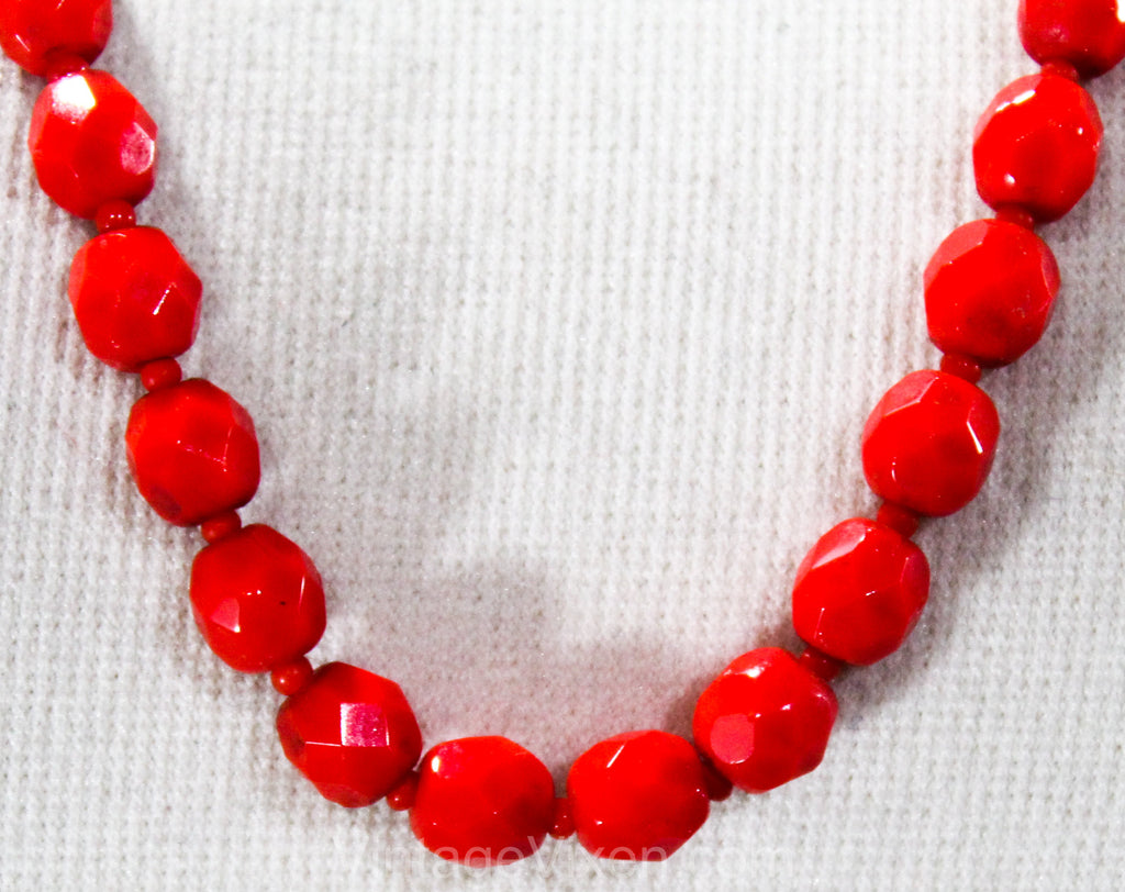 Red 1930s Glass Necklace - Flapper Era 20s 30s Cherry Primary Red Faceted Beads - Hand Strung Beautiful Single Strand - Matching Clasp