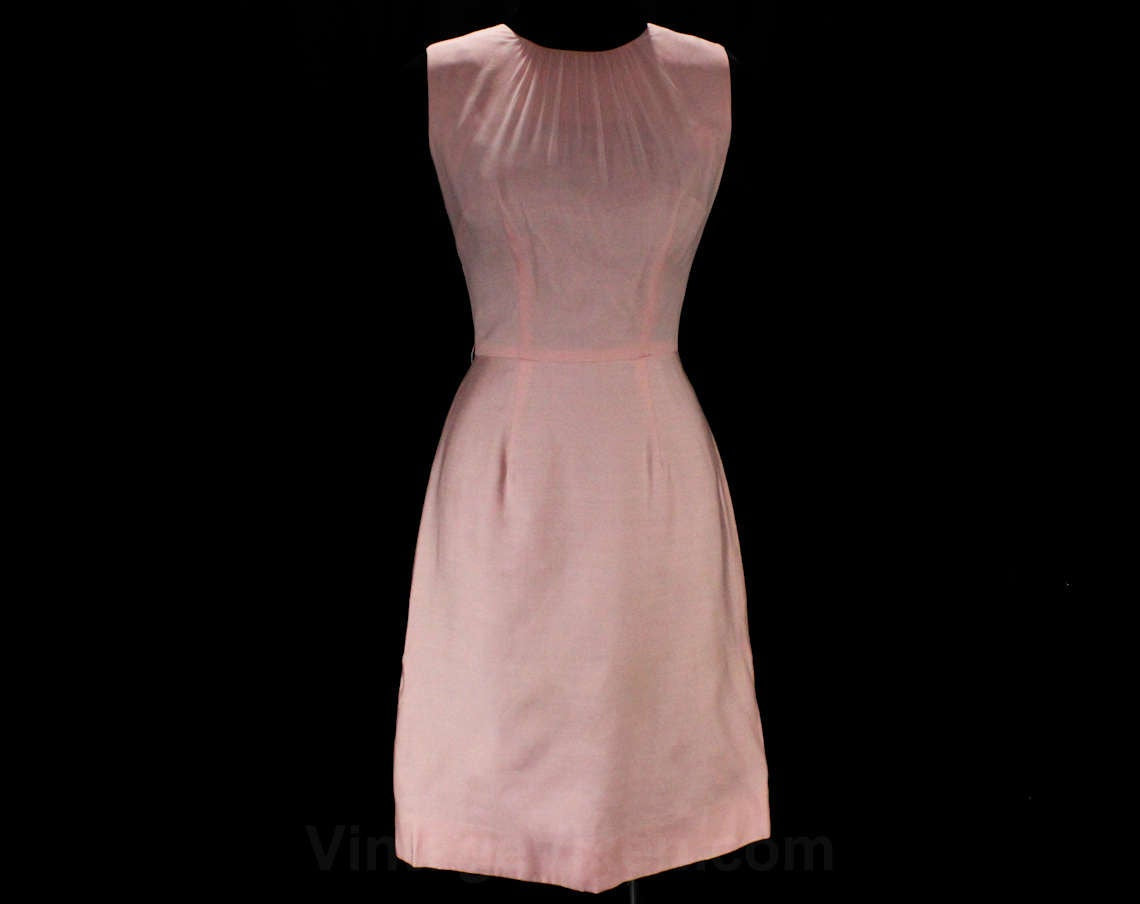 Size 6 Pink 1960s Dress - Femme Office Bombshell 60s Tailored Chic - S Vintage Vixen Clothing Size 6 Pink 1960s Dress - Femme Office Bombshell 60s Tailored Chic - S Vintage Vixen Clothing