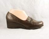 Size 8 Wide Shoes - Never Worn 1960s Deadstock - Brown Leather with Faux Buckle - Neutral 40s Look Shoe with Wedge Heel - 8W - 47716-1