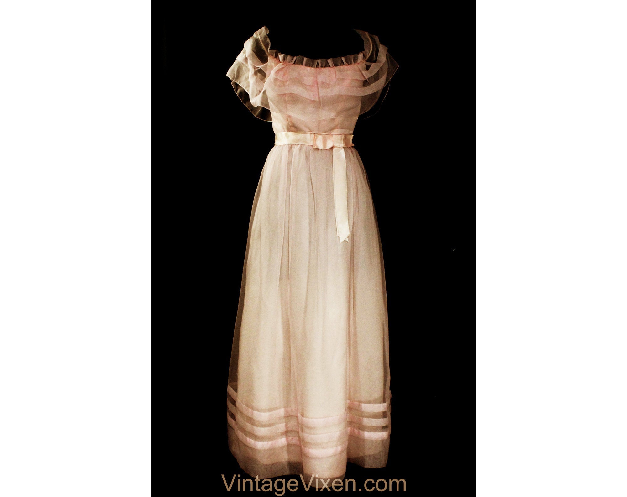 Size 4 Pink Debutante Dress - Off Shoulder 70s Summer Ankle Length Eve Vintage Vixen Clothing Size 4 Pink Debutante Dress - Off Shoulder 70s Summer Ankle Length Eve Vintage Vixen Clothing