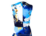 Size 10 Dreamy Blue Sun Dress - Psychedelic Daisy Print Floral 70s Maxi - 1970s Sleeveless Hippie Summer Chic - Ankle Length - Bust 35.5