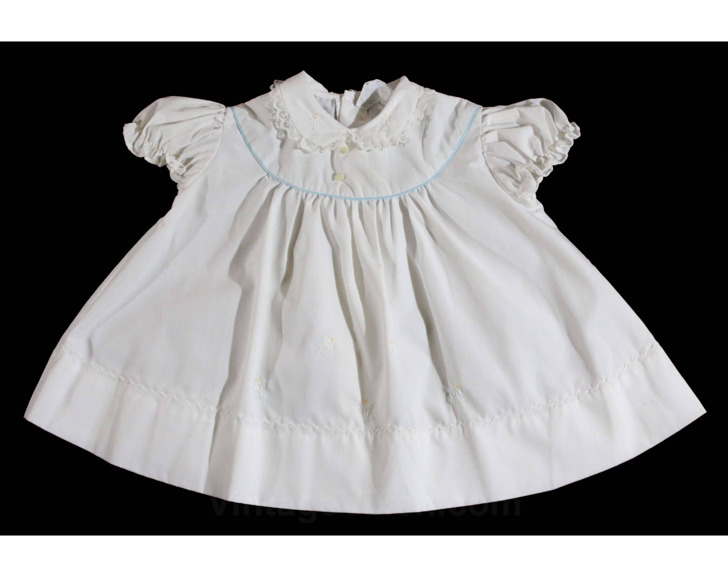 Daisy Embroidered 1950s Infant Dress - Size Newborn Baby Dress Daisy Embroidered 1950s Infant Dress - Size Newborn Baby Dress
