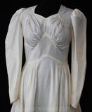 Size 8 Bridal Gown - Vintage 1940s Wedding Dress with Ruched Waist & 7 Foot Train - WWII Era Wartime Bride - As Is - Bust 35 - 36354