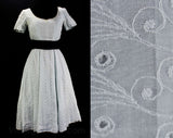 Size 6 Cocktail Dress - 1950s Eyelet Cotton Full Skirt Ballerina Chic - 50s Pale Blue Windswept Embroidery - Dainty Fit & Flare - Waist 25.5