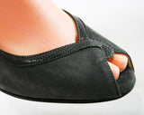 30s Style Sandals - Size 6 1/2 M - Gray Suede 1970s Shoes - Grey 70s Heels - Faux Snake - Peep Toe - Hush Puppies - Deadstock 6.5 - 43212-1