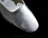 Size 6 Sparkling Silver Shoes - 1960s Metallic Evening Heels - 60s Pumps - Fine Metallic Texture - Formal 60's Deadstock - 6M Medium Width