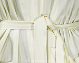 Large 1960s Asian Kimono Style Robe with Dragon Embroidery - Eastern 60s Lounge Wear - Mens or Ladies Unisex - Chest to 45