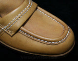 Size 6 M Leather Loafers - Never Worn - 1960s Tan Shoes - Hipster 60s Mod Style - Top Stitched - Novelty Print Lining - Deadstock - 44207