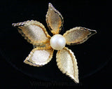 So 60s Daisy Pin & Earrings - 1960s Chic - Secretary Style - Five Petals Gold Color Metal - Faux Pearls - Mint Condition - Deadstock - 42462