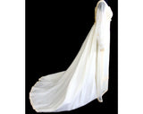 Size 10 Wedding Dress - Elegant 1970s Star Flower Lace Bridal Gown & Detachable Train - NWT Deadstock - Bust 35.5 - Waist 27.5 - 31827-1
