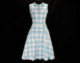 Size 6 1950s Sun Dress - Turquoise Blue & White Faux Quilted Cotton - Novelty Dangles - 50s Early 60s Sleeveless Summer Frock - Bust 34