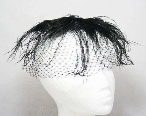 1950s Black Veiled Hat - 60s Sheer Net Cage Veil & Wispy Black Feathers - Glamorous 50's Millinery - Bouffant Marilyn Look Hairstyle Accent