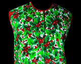 Size 14 Christmas Smock Apron - Red & Green Holly Berries Novelty Print - Large 60s Sleeveless Casual Kitchen Top - NOS Deadstock - Bust 44