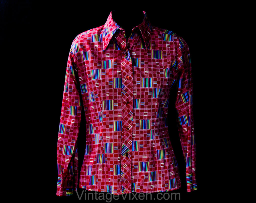 Size 6 70s Shirt - Red Patchwork Print 1970s Cotton Inspired by Kente Cloth - Small Long Sleeve Casual Top - San Francisco Hippie - Bust 36