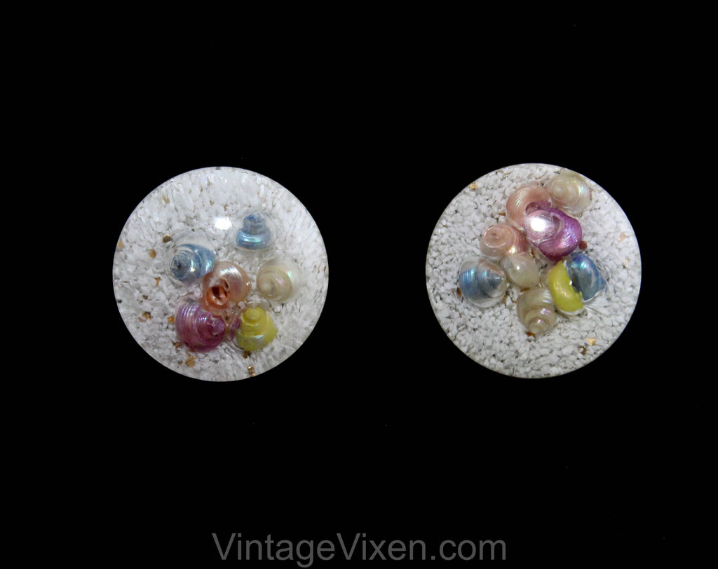 1950s Seashell Lucite Earrings - Pastel Summer Sea Shells - Pink Purple Blue & White Sand - Resort 50s Kitsch Beach Jewelry - Clip - 50536