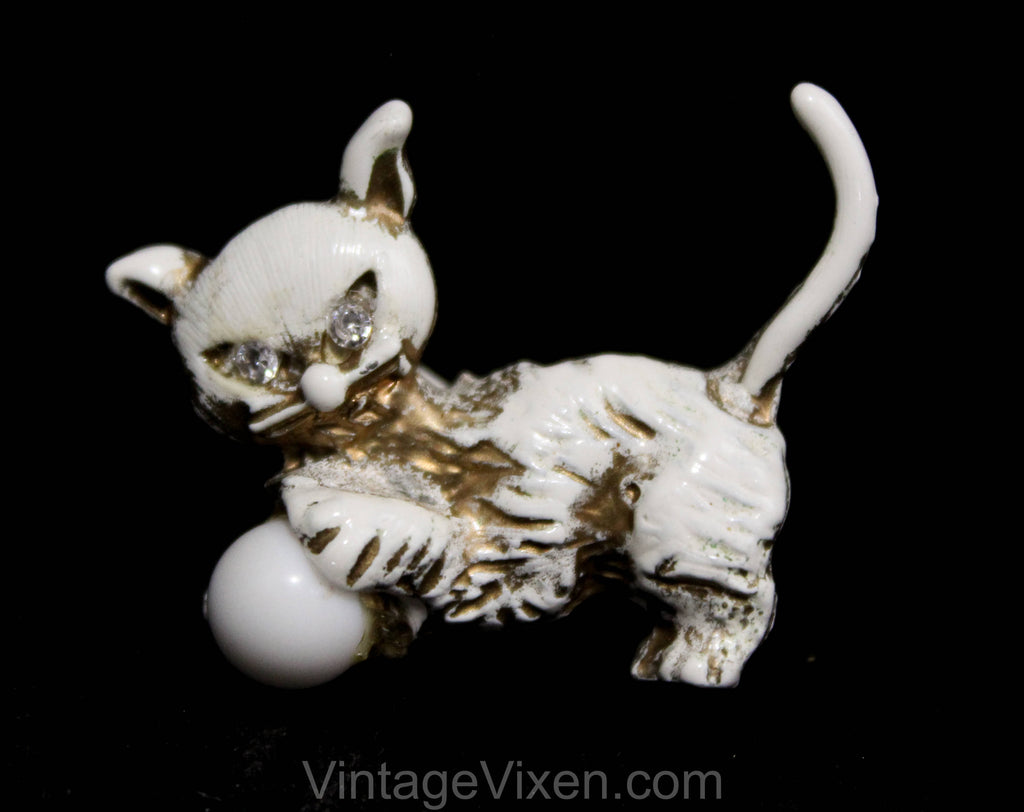 1960s Small Cat Pin - White Novelty Brooch - Sweet Little Pussycat Plays With Ball - 50s 60s Feline Animal Brooch - Rhinestone Eyes - 30860