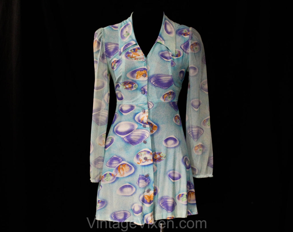 Size 6 Mini Dress - 1960s Seashells Novelty Print Sky Blue & Lavender Dollybird Dress - Cute 60s 70s Go-Go Girl - Very Short Skirt - Bust 34
