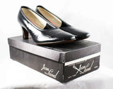 Size 8.5 Shoes - Unworn 1960s Black Leather Pumps - Classic 50s 60s Heels - Dated 1959 - Sophisticated NOS Deadstock In Box - Size 8 1/2 B