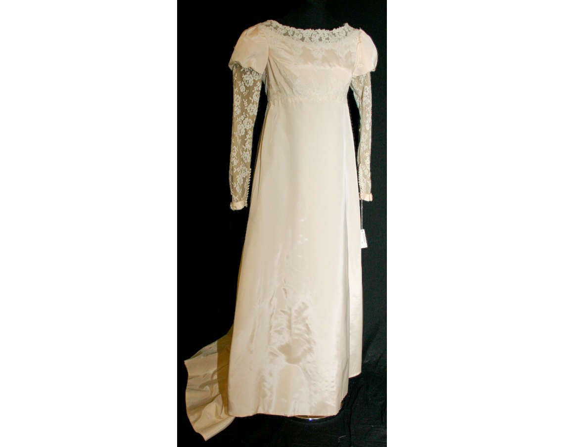 Size 8 Wedding Dress - Romantic 1960s Jane Austen Style Bridal Gown wi Vintage Vixen Clothing Size 8 Wedding Dress - Romantic 1960s Jane Austen Style Bridal Gown wi Vintage Vixen Clothing