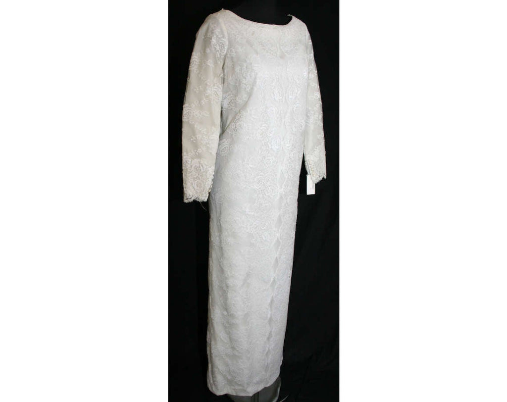 Size 8 Bridal Gown - Chantilly Lace Wedding Dress with Bow Accents - Long Sleeve 1960s Sheath Dress - Lace & Taffeta - Bust 36.5 - 31829