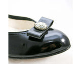Size 5 Black Shoes - Modernist Femme 1950s Kitten Heels with Mirror Discs - 5AA Low Heels - Deadstock - Classic - Sophisticated - 40315-1