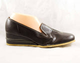Size 9 Brown Shoes - Unworn 60s Platform - 1960s Mod Leather Pumps - Rounded Toe - Top Stitching - Wedge Heel - NOS 60's Deadstock - 9W Wide