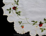 Strawberries Antique Linens - Society Silk Embroidered Victorian Linen - Doily 1900s Round Centerpiece - Botanical Strawberry Embroidery