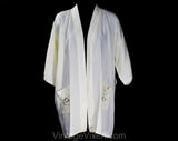 Large 1960s Asian Kimono Style Robe with Dragon Embroidery - Eastern 60s Lounge Wear - Mens or Ladies Unisex - Chest to 45