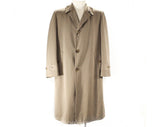 Mens Large 1940s Gabardine Coat - Exceptional 40s 50s Tan Wool Overcoat Outerwear - Convertible Flyer Label - Detachable Lining - Chest 44