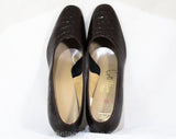 Size 7 Faux Alligator Shoes - Unworn 1960s Reptile Style Pumps - 7C Wide Width Brown Embossed Vinyl by Cotillion - Autumn 60s NOS Deadstock