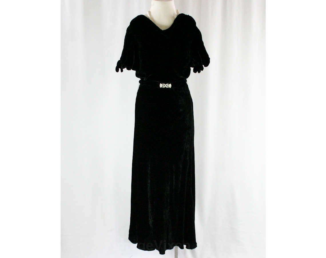 Size 2 Black Velvet 1930s Dress - XS 30s Evening Gown - Cowl Neck - Pu Vintage Vixen Clothing Size 2 Black Velvet 1930s Dress - XS 30s Evening Gown - Cowl Neck - Pu Vintage Vixen Clothing